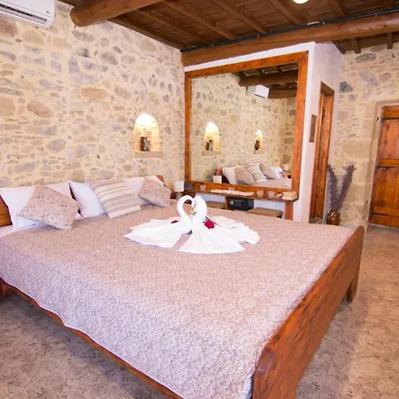 Olive Tree With Private Pool & Jacuzzi Villa *