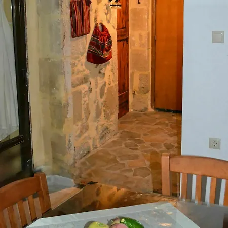 Olive Tree With Private Pool & Jacuzzi Villa *
