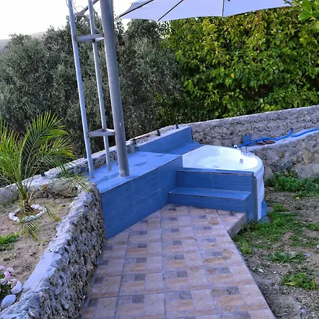 Olive Tree With Private Pool & Jacuzzi *