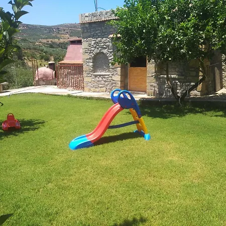 Olive Tree With Private Pool & Jacuzzi Vila *